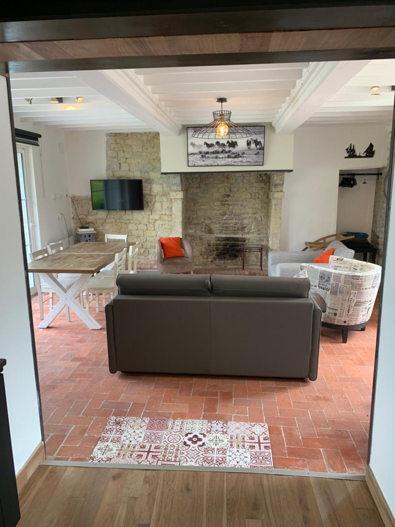 Comfortable House For 6 Guests In Saint-Come-Du-Mont Villa ภายนอก รูปภาพ