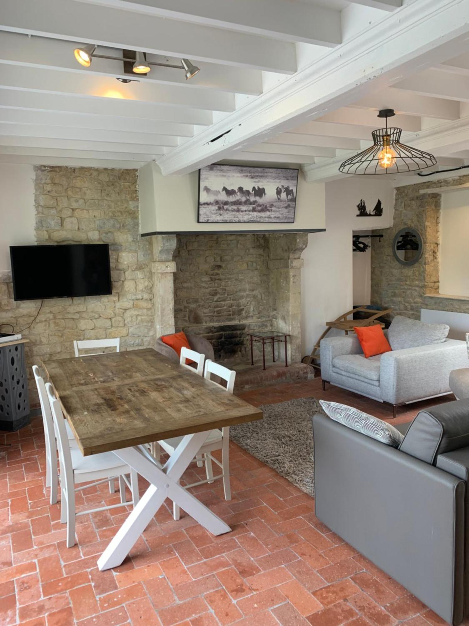 Comfortable House For 6 Guests In Saint-Come-Du-Mont Villa ภายนอก รูปภาพ