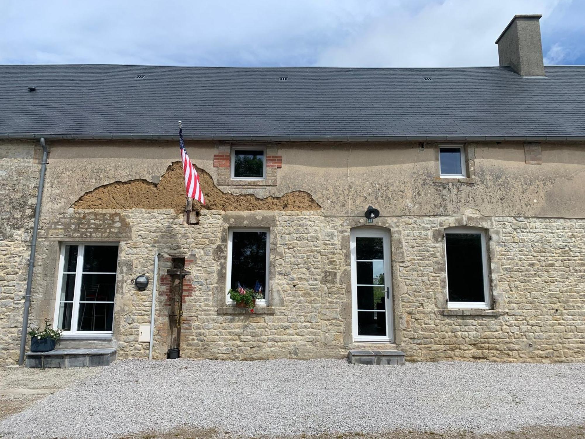 Comfortable House For 6 Guests In Saint-Come-Du-Mont Villa ภายนอก รูปภาพ
